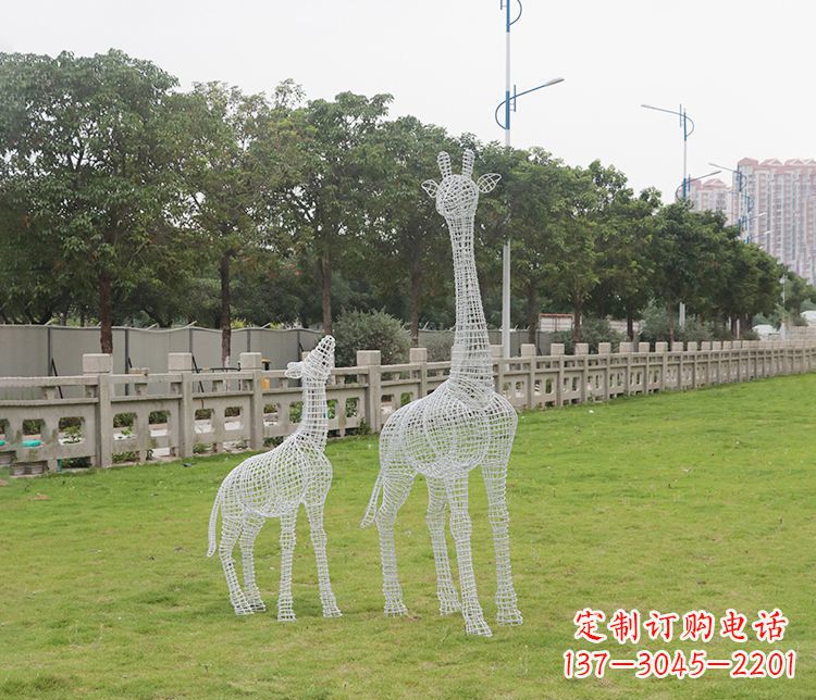 酒泉不锈钢镂空长颈鹿雕塑112