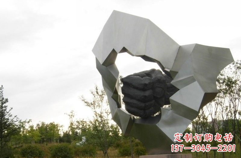 酒泉不锈钢拳头雕塑222