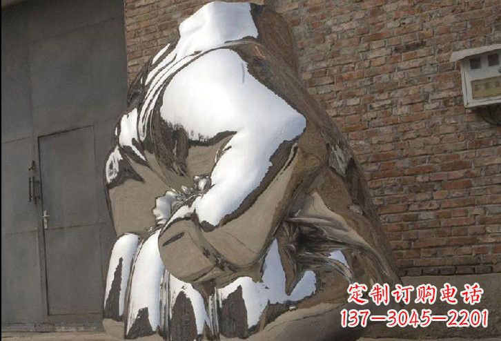酒泉不锈钢拳头雕塑