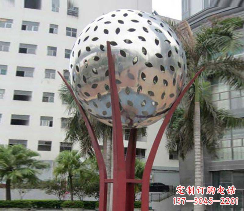 酒泉镂空树叶雕塑——给校园景观增添灵动之美