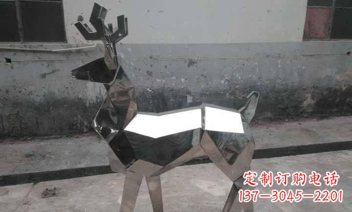 酒泉不锈钢小鹿石雕——雕塑中的优雅与高贵