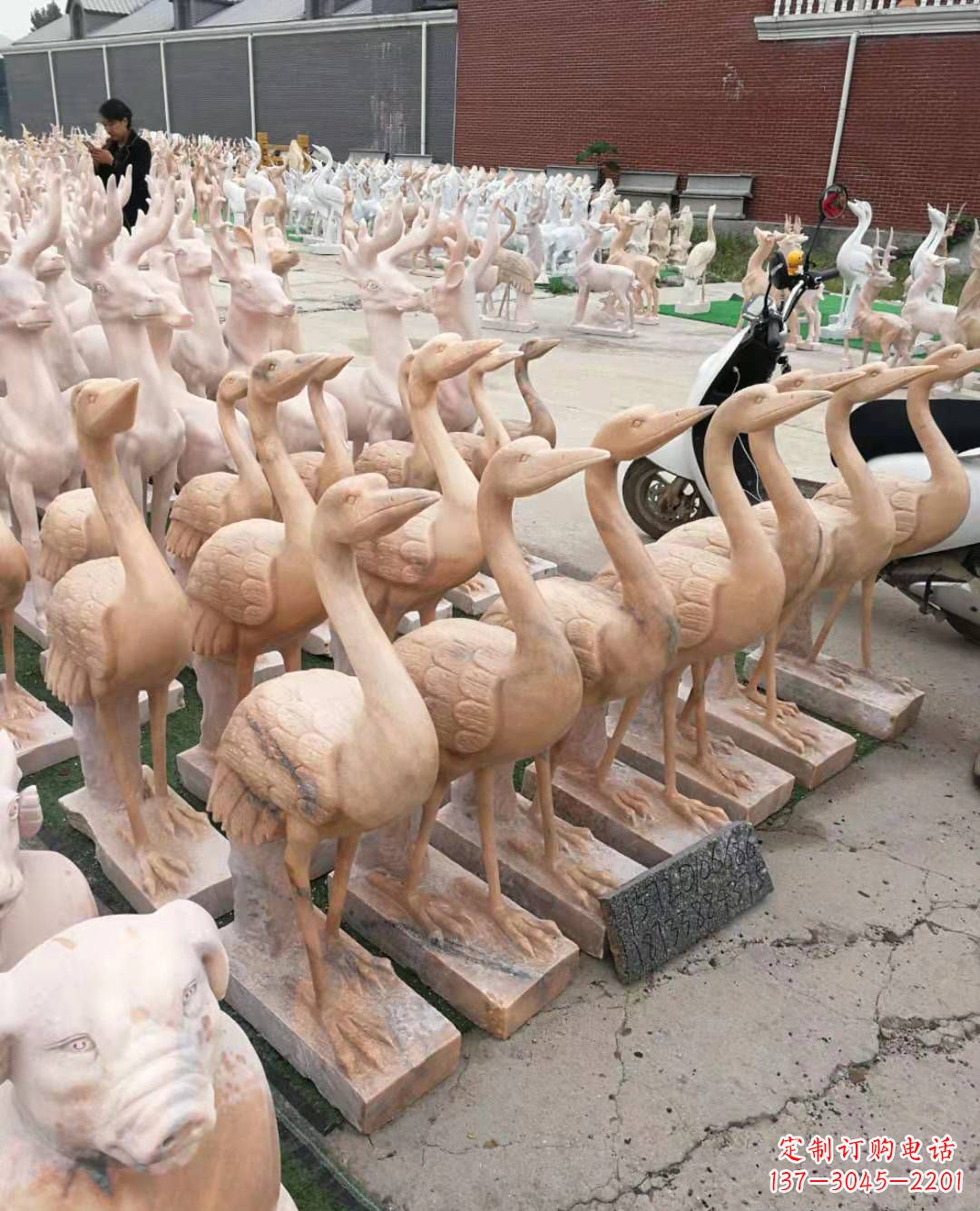 酒泉丹顶鹤大理石雕塑