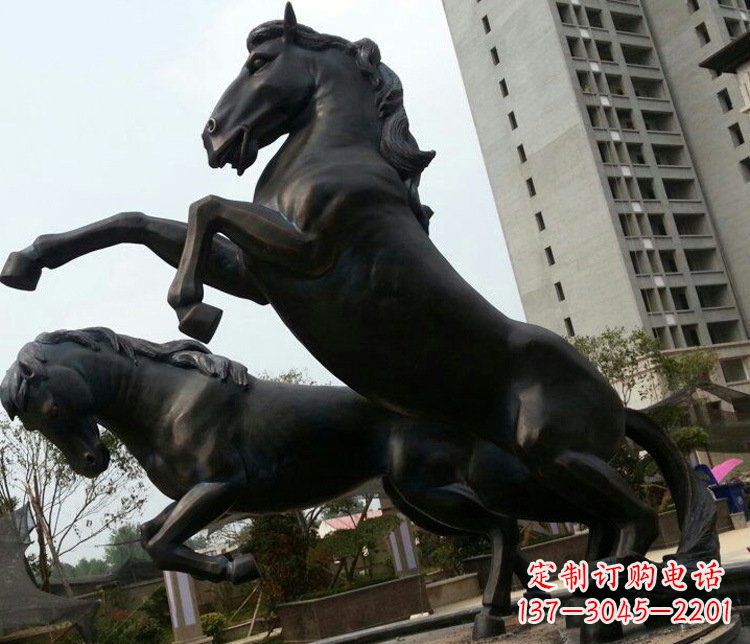 酒泉公园奔马动物铜雕塑