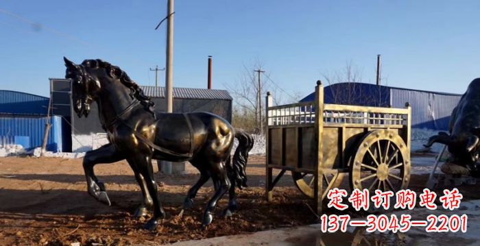 酒泉华丽复古，名车贵族，精美马车雕塑