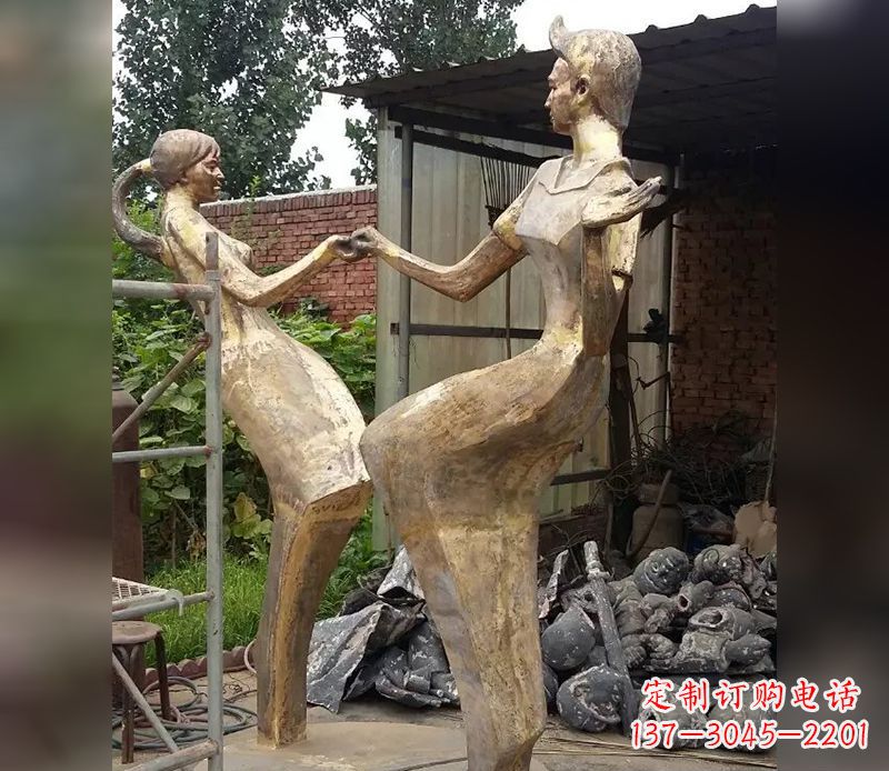 酒泉专属情侣,情深伴随铜雕精美绝伦