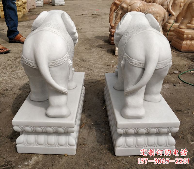 酒泉寺庙石雕大象
