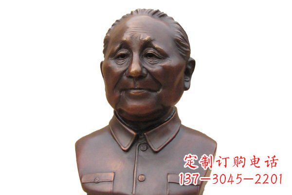 酒泉铜雕邓小平头像