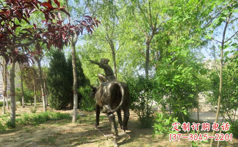 酒泉铜雕牧童骑牛雕塑