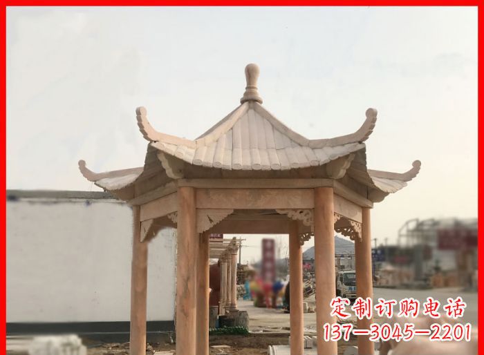 酒泉晚霞红公园六角石雕凉亭