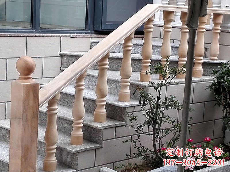 酒泉晚霞红小区栏杆石雕