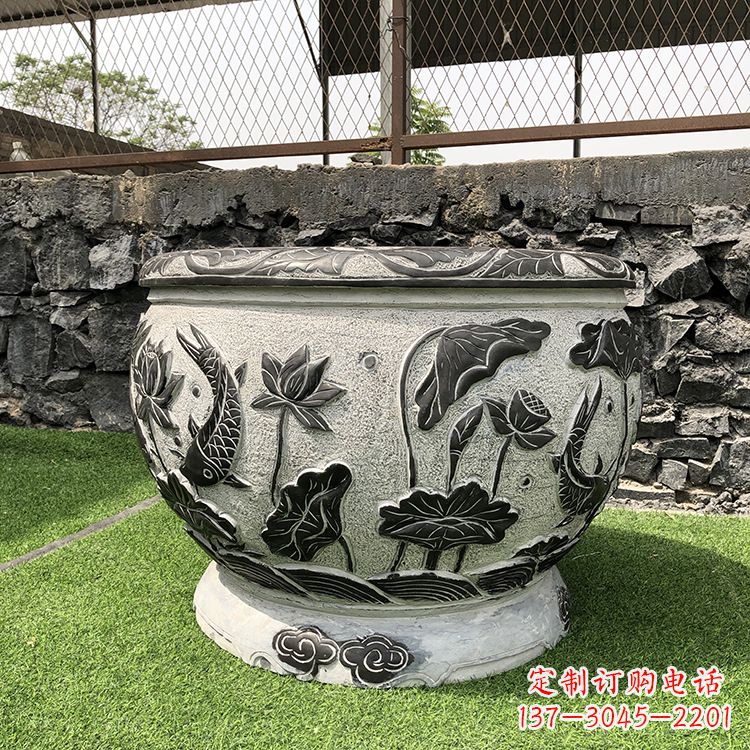 酒泉鱼纹水缸石雕