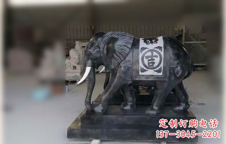 酒泉中国黑石材大象雕塑